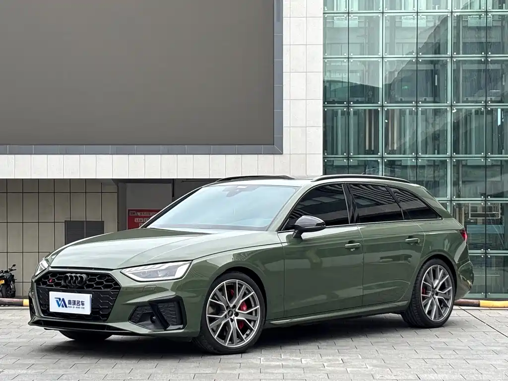 Audi S4