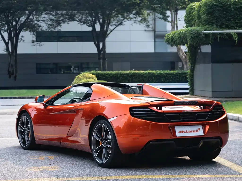 McLaren 12C — миниатюра 11
