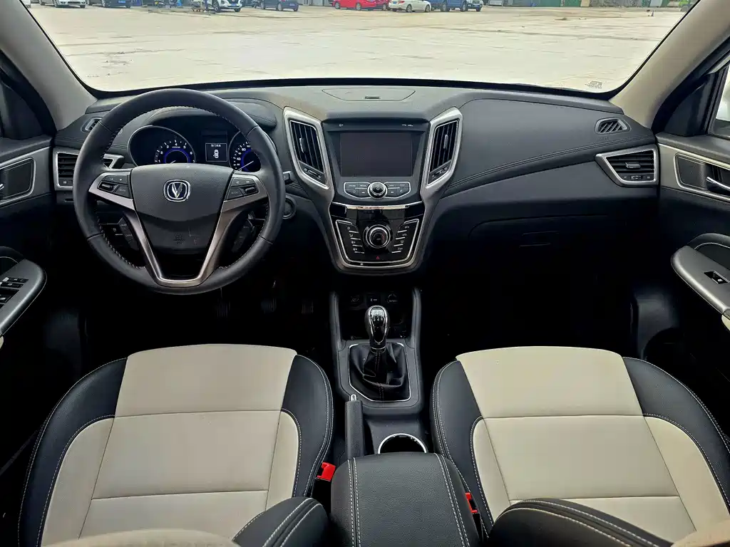 Changan CS35 — миниатюра 9