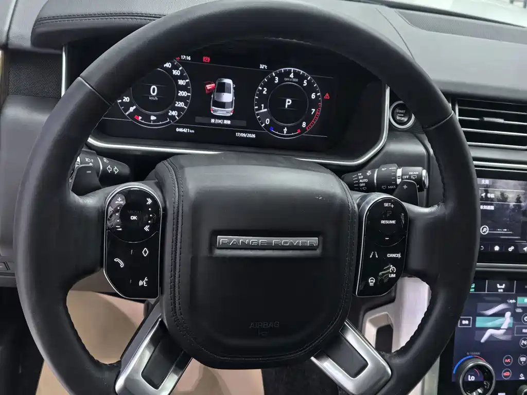 Land Rover Range Rover — миниатюра 13