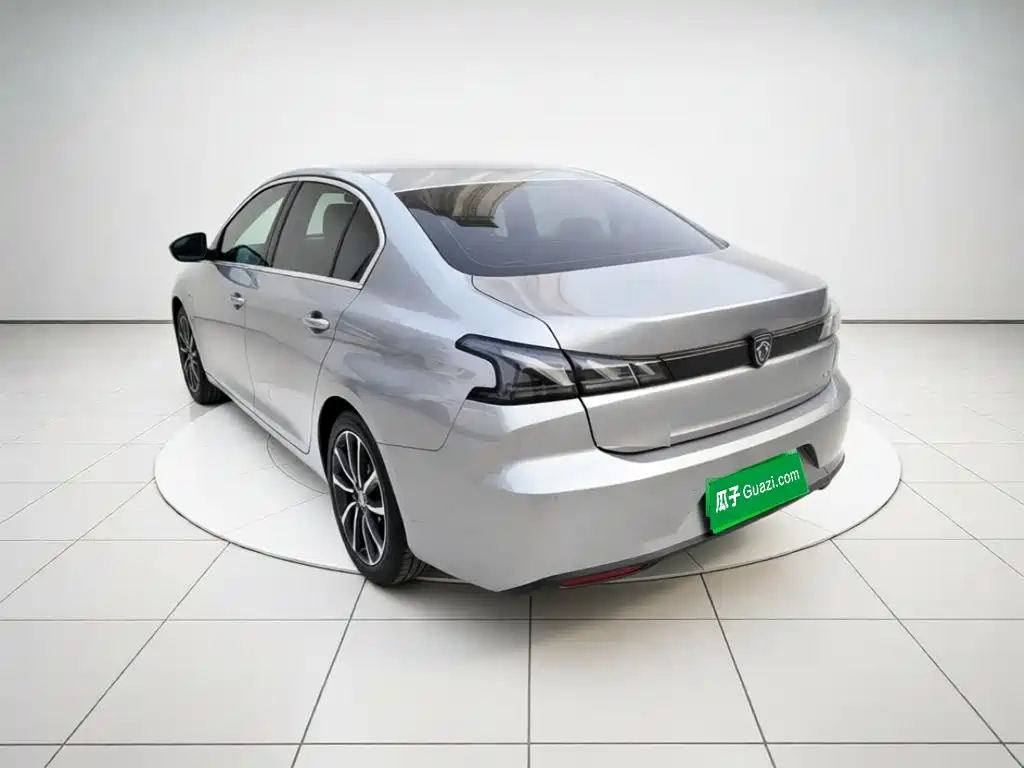 Peugeot 408 — миниатюра 4