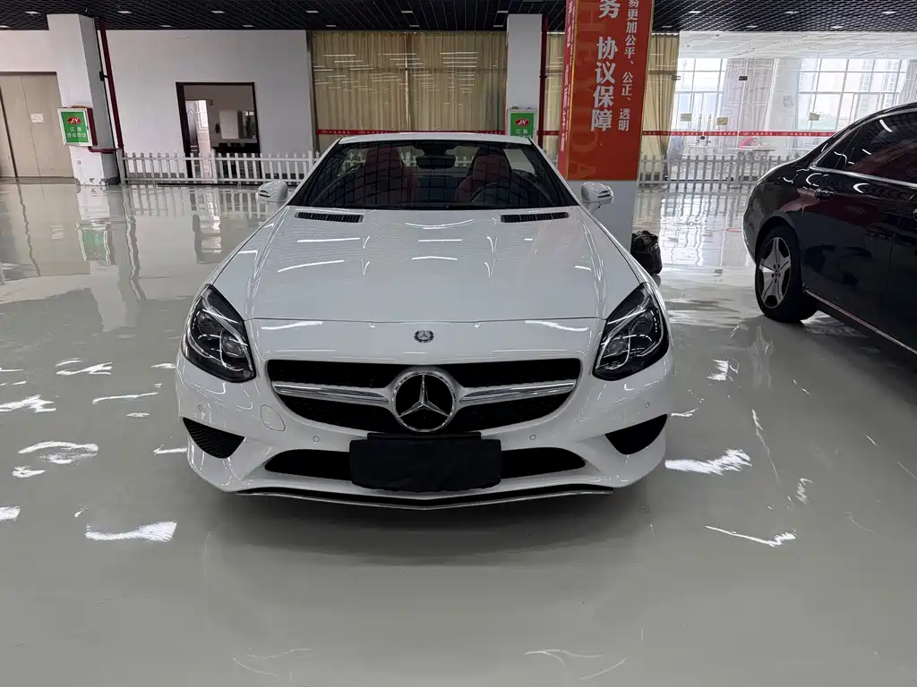 Mercedes-Benz SLC 2017 SLC 180