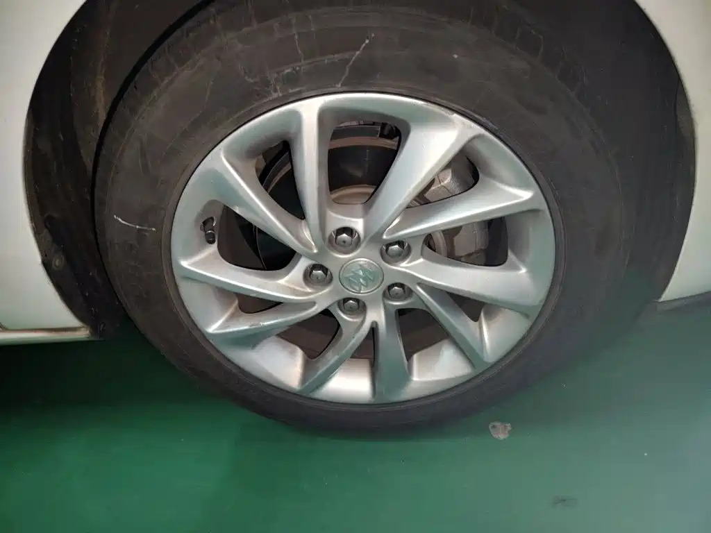 Buick Verano — миниатюра 25