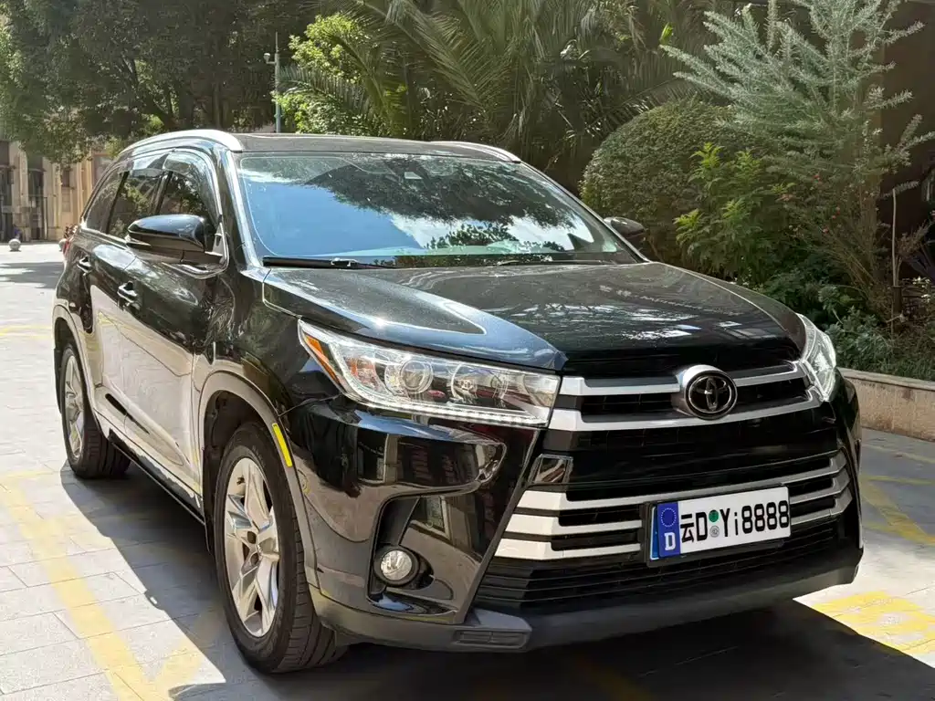 Toyota Highlander — миниатюра 2