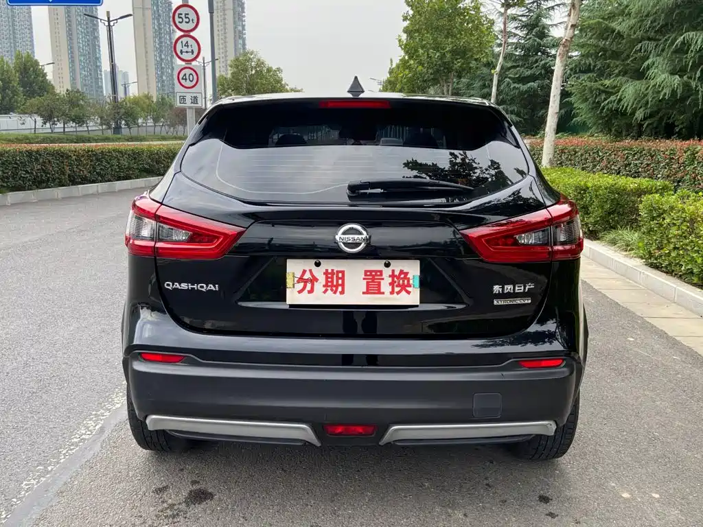 Nissan Qashqai — миниатюра 13