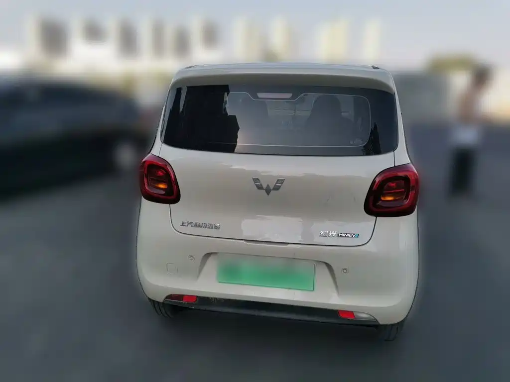 Wuling MINIEV — миниатюра 3