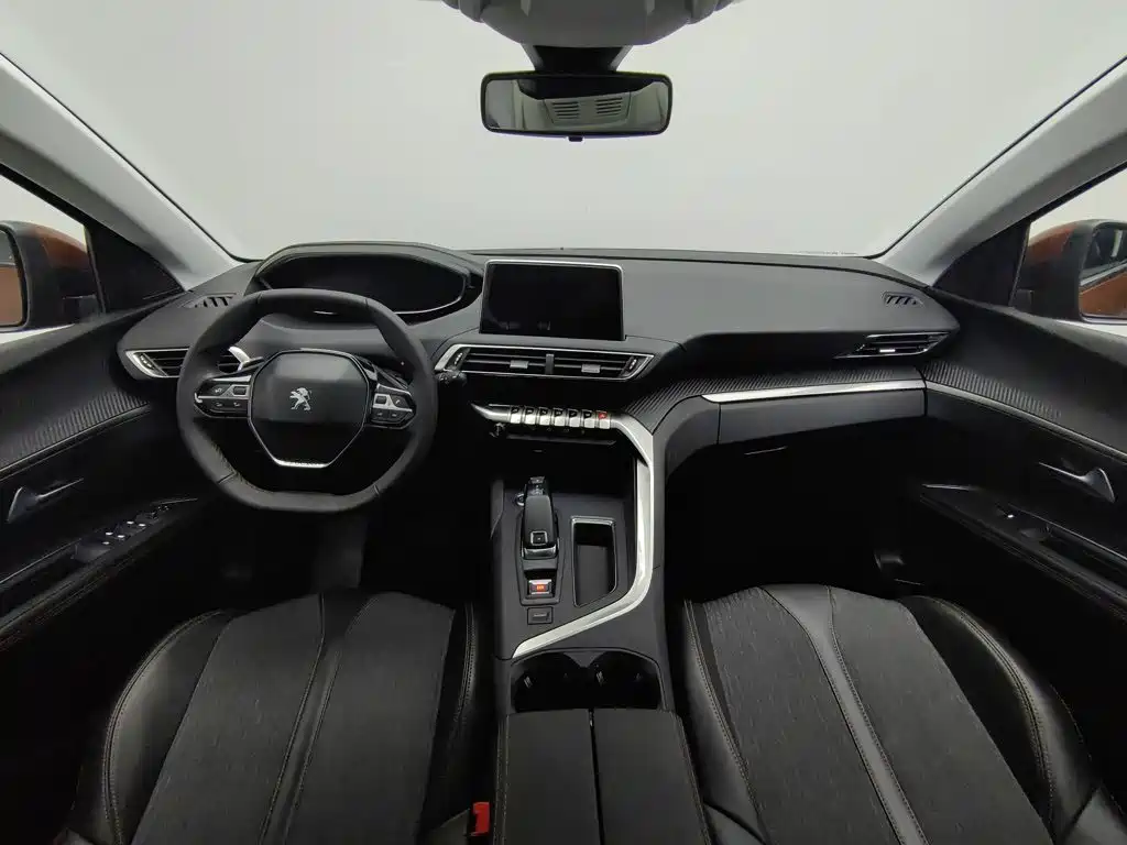 Peugeot 4008 — миниатюра 5