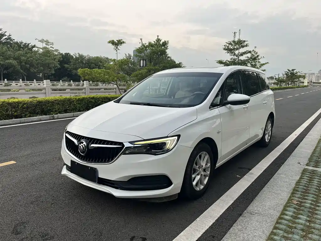 Buick GL6 2018