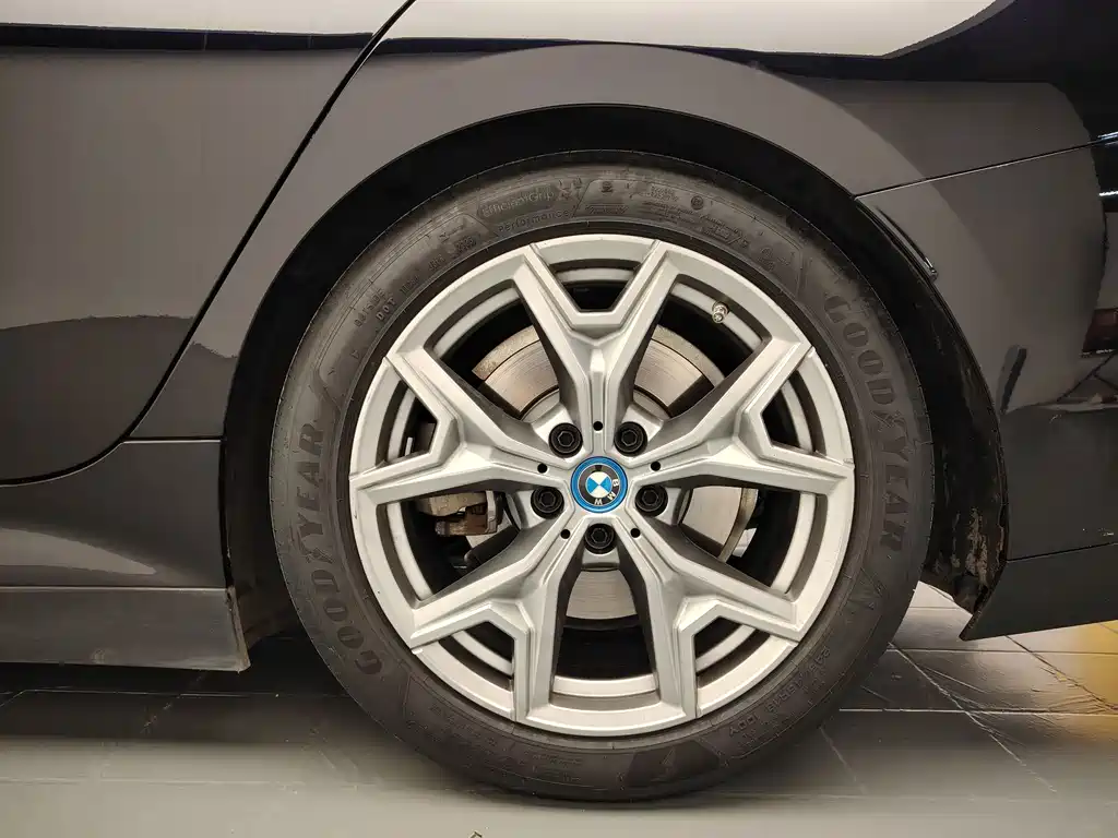 BMW i3 — миниатюра 16