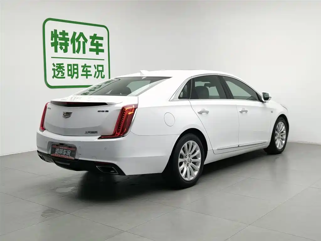 Cadillac XTS 2018 28T