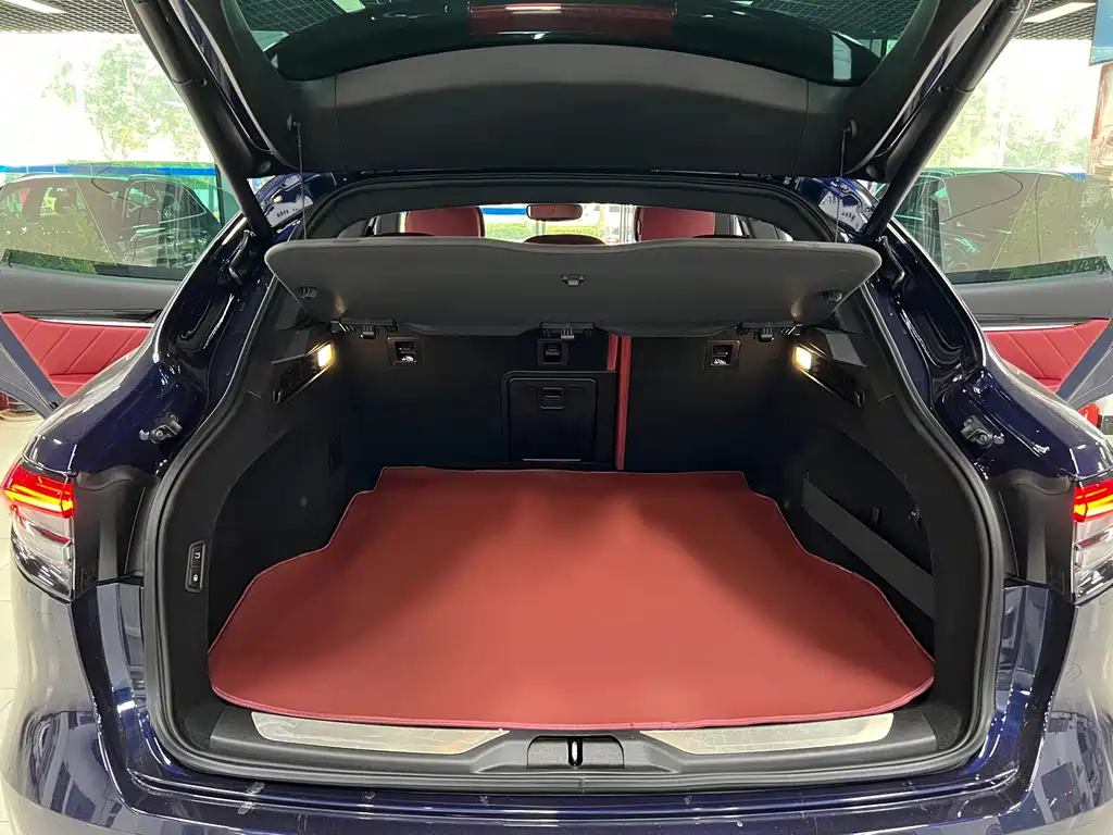 Maserati Levante — миниатюра 17