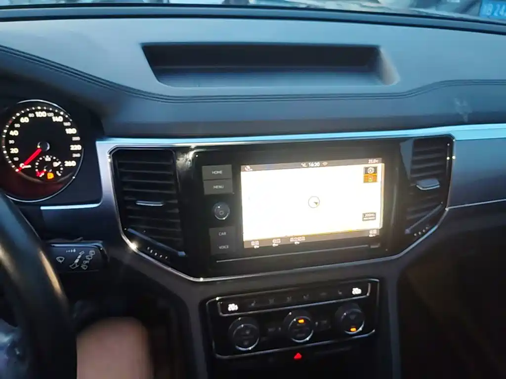 Volkswagen Teramont — миниатюра 18