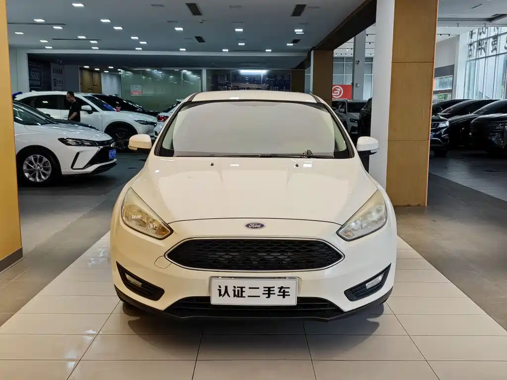 Ford Focus 2015 1.6L AT Comfort