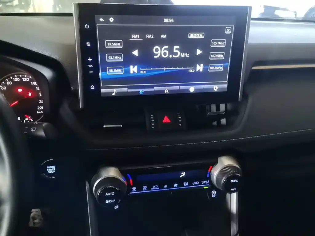 Toyota Wildlander — миниатюра 13