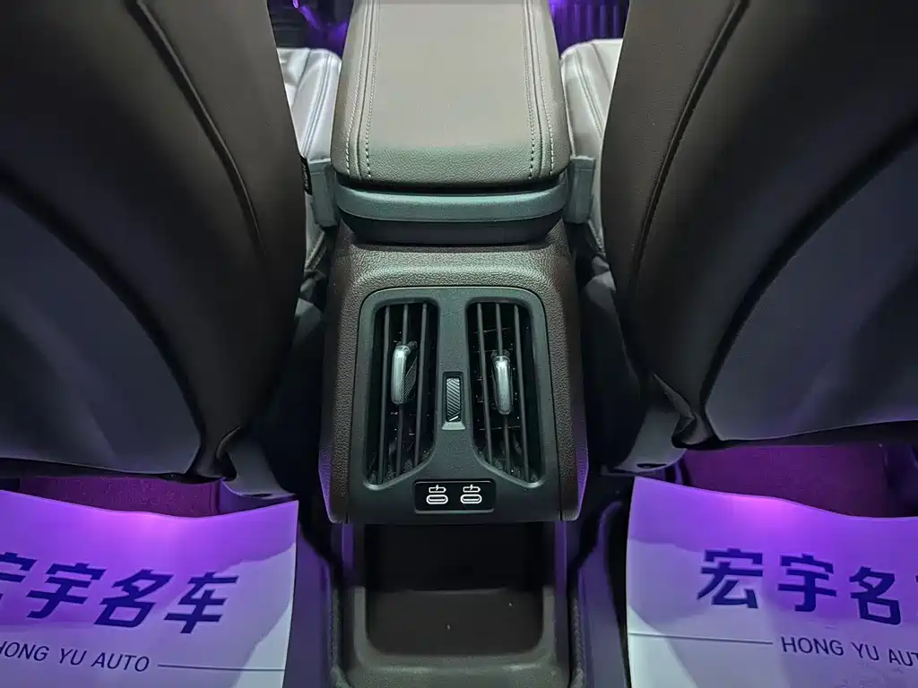BMW X1 — миниатюра 14