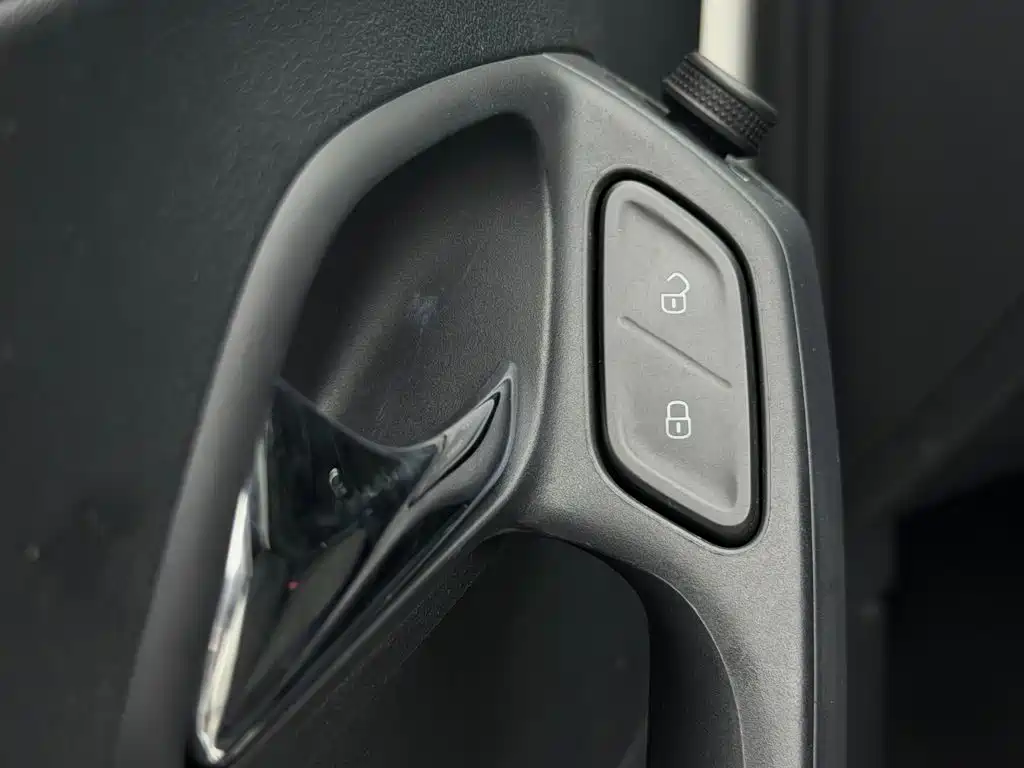 Volkswagen Polo — миниатюра 32