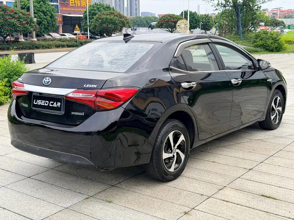 Toyota Corolla Levin 2017 1.8H GS E-CVT Elite V