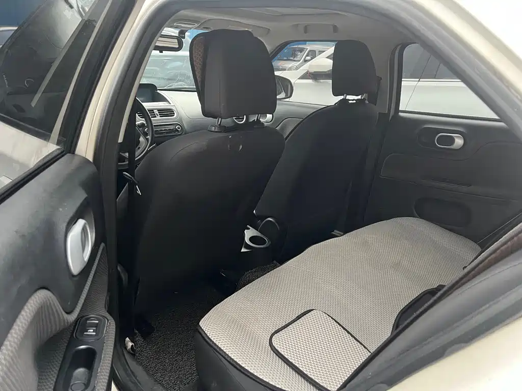 MG 3 2014 1.5L AMT Elite