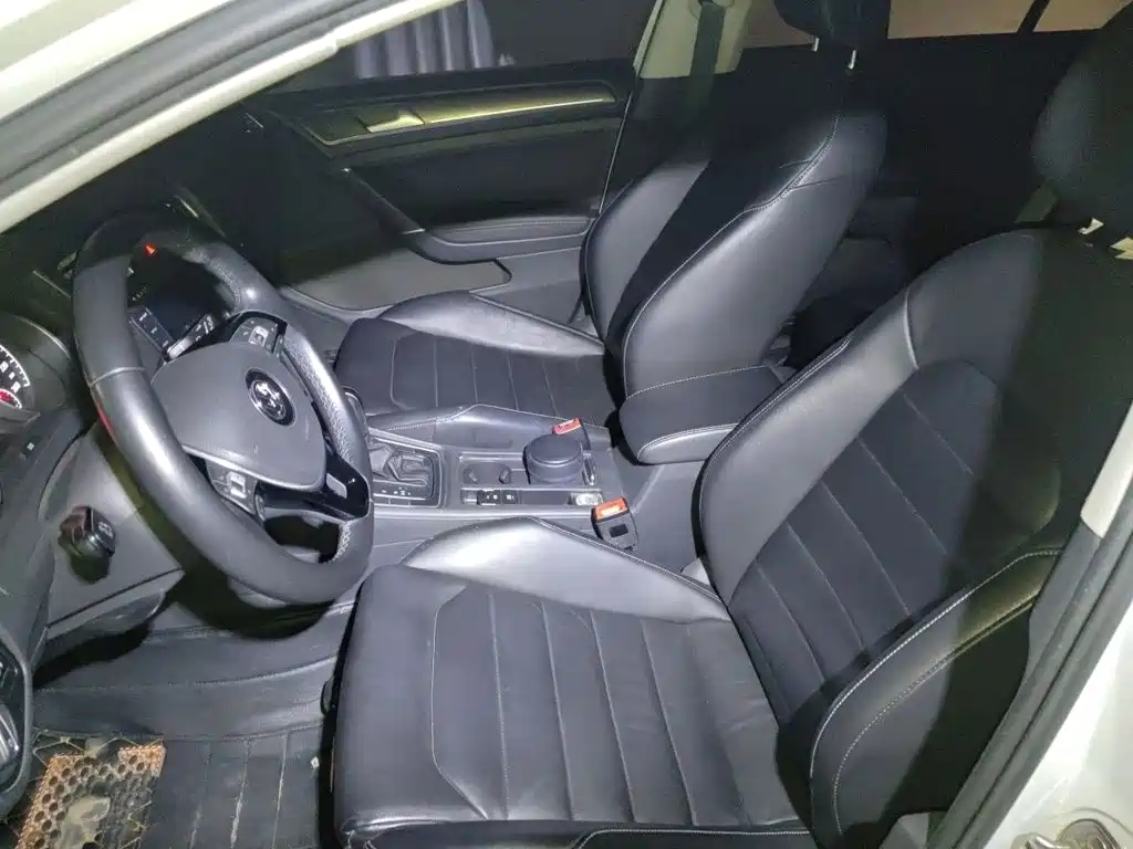 Volkswagen Golf — миниатюра 8