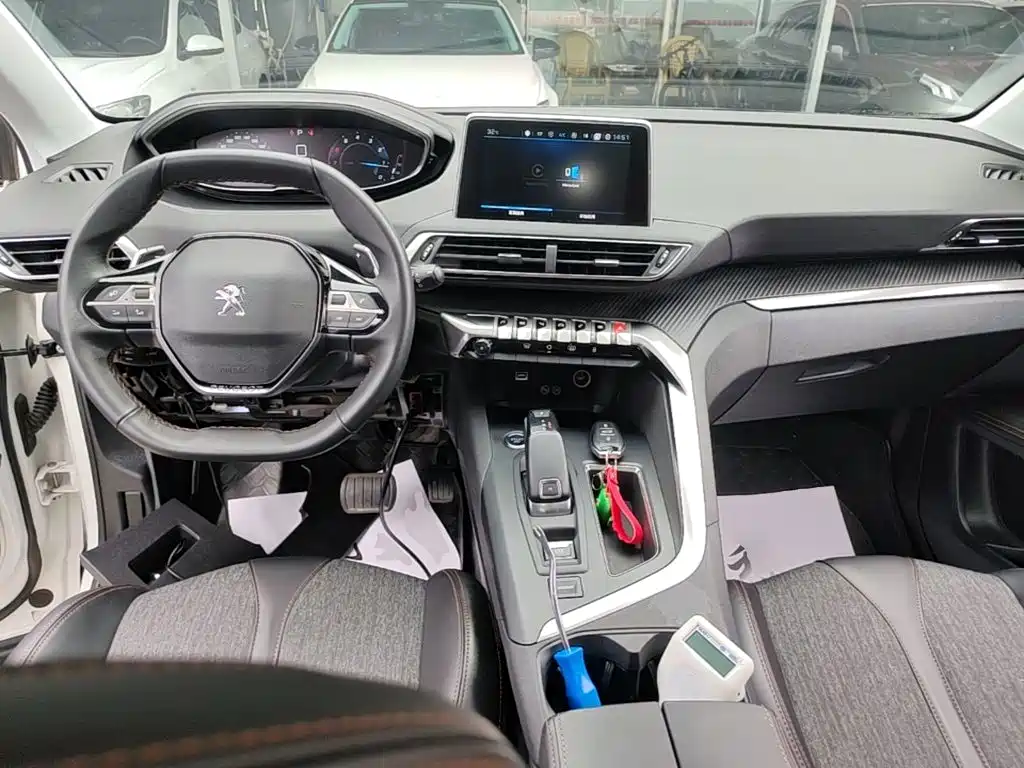 Peugeot 4008 — миниатюра 10