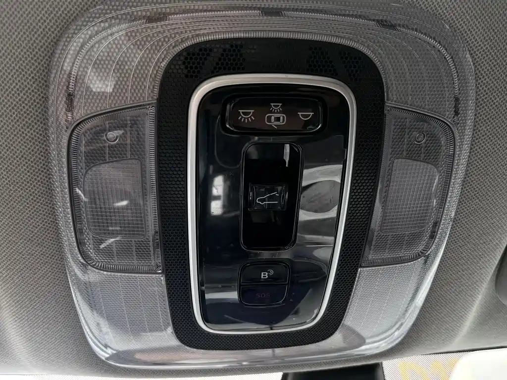 Hyundai Elantra — миниатюра 22