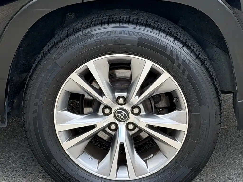 Toyota Highlander 2.0T 2WD Elite Edition 7 seats, фото 6