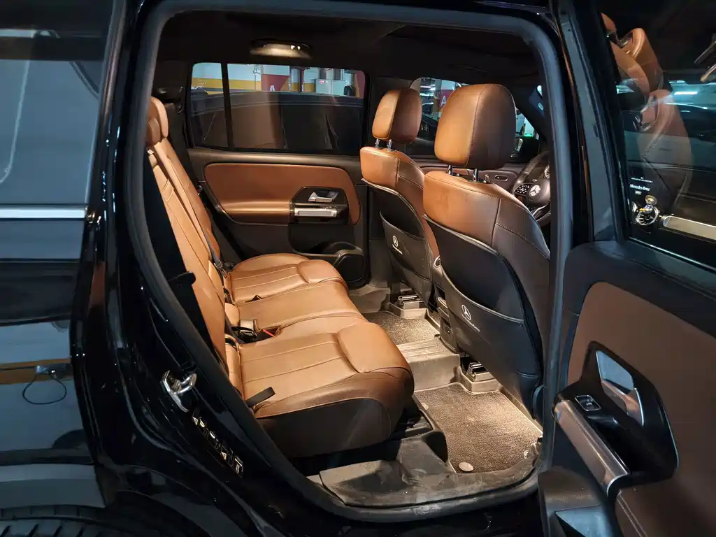 Mercedes-Benz GLB — миниатюра 2