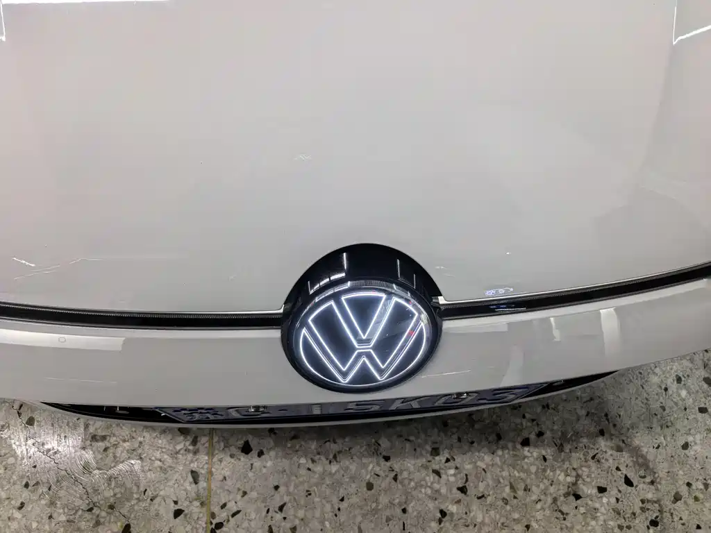 VOLKSWAGEN LINGDU