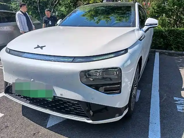 2024 Xpeng G9