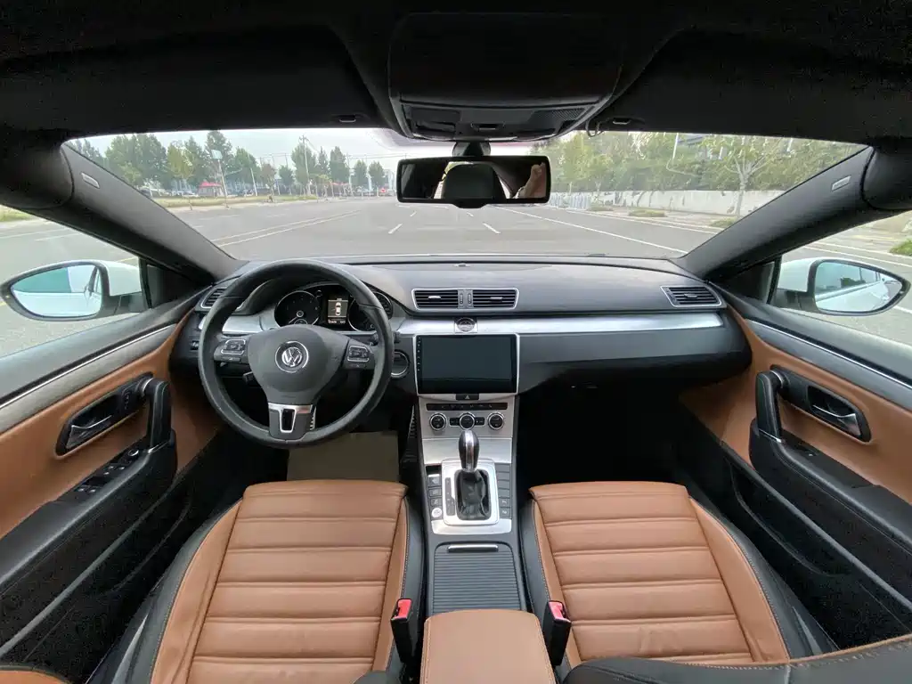 Volkswagen CC — миниатюра 8