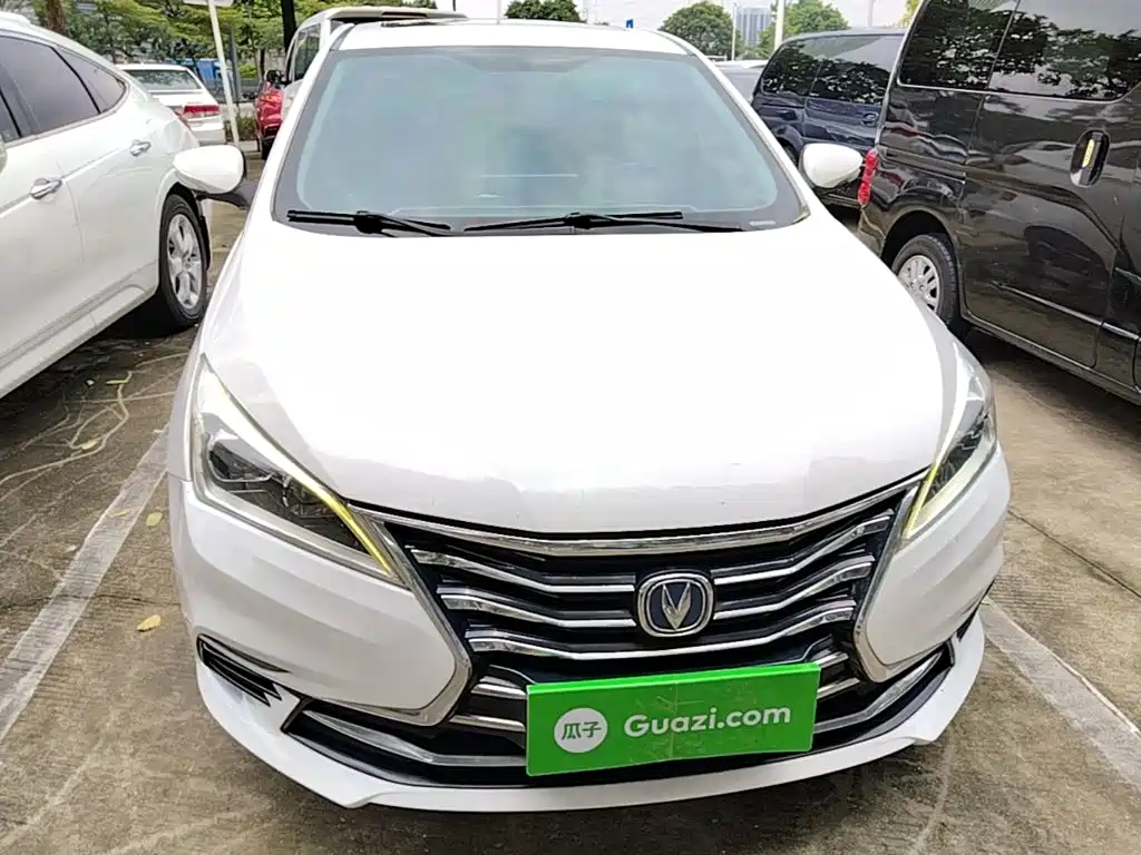 Changan Eado DT — миниатюра 3