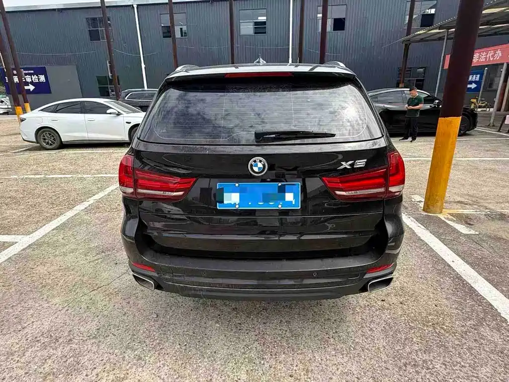 BMW X5 (Import) — миниатюра 8
