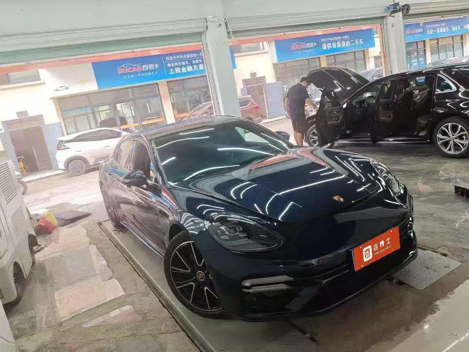 Porsche Panamera — миниатюра 2