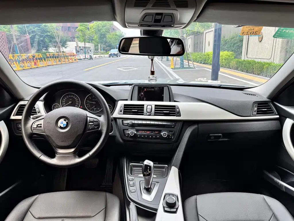BMW 3 Series 3 2015 320Li Fashion