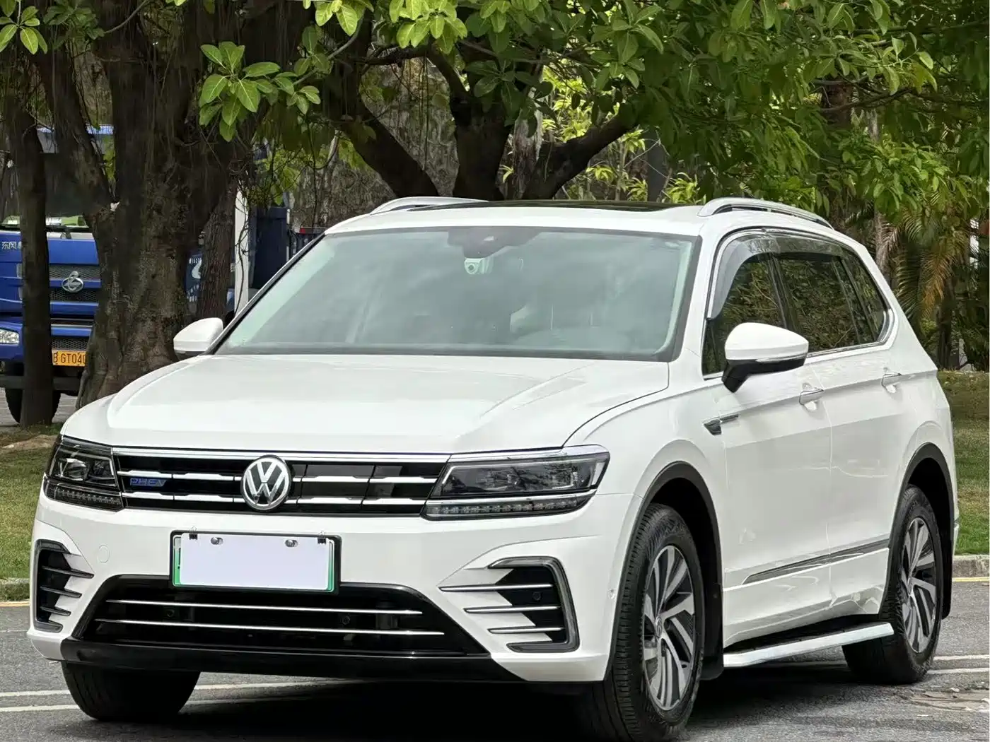 Volkswagen Tiguan L