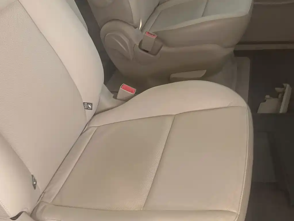 Ford Tourneo — миниатюра 13