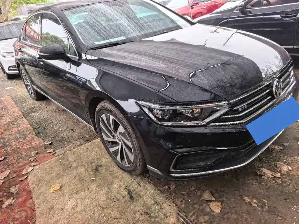 Volkswagen Magotan PHEV — миниатюра 3