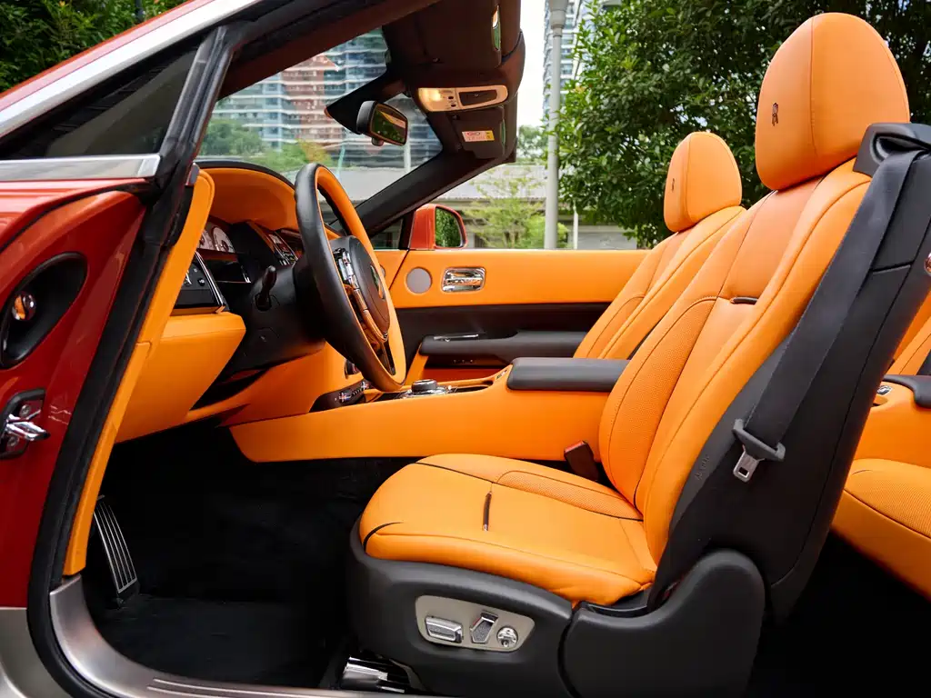 Rolls-Royce Dawn — миниатюра 28