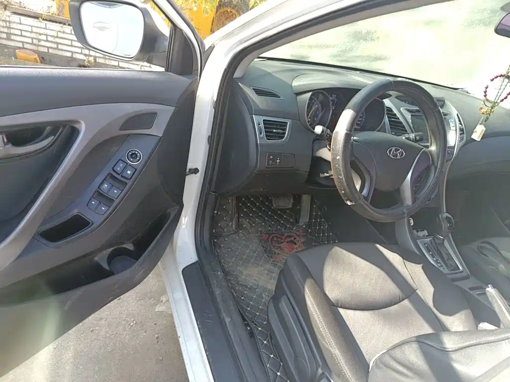 Hyundai Elantra Langdong — миниатюра 14