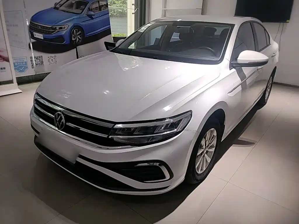 Volkswagen Bora 2023 200TSI DSG