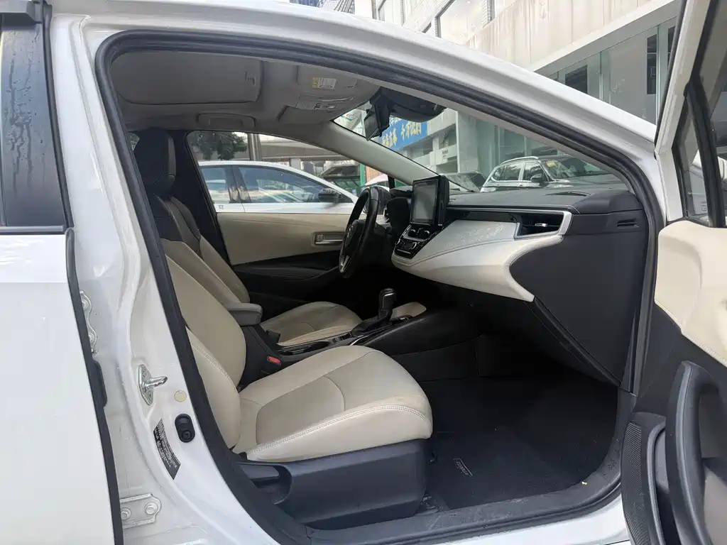 Toyota Corolla — миниатюра 11
