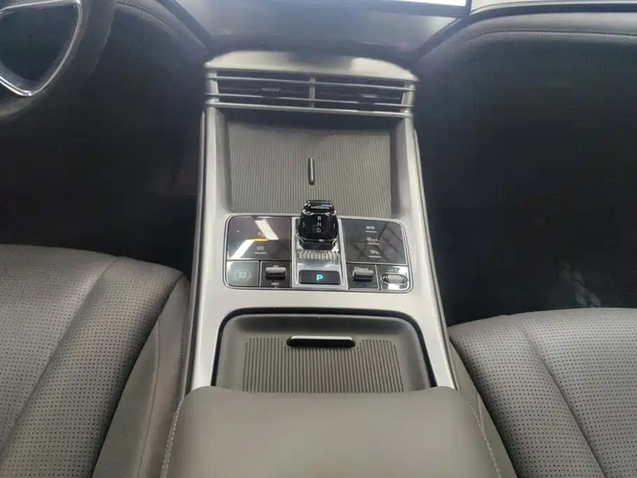 BYD Seal 07 DM-i — миниатюра 16
