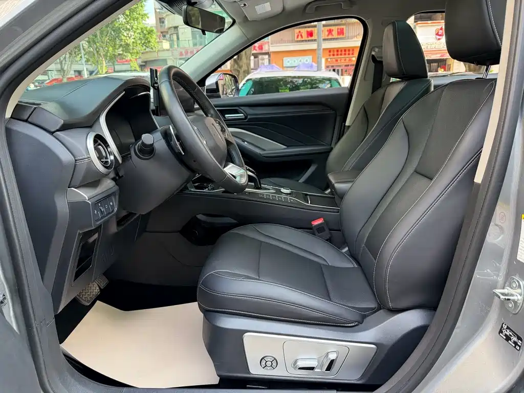 Wey Wey VV6 — миниатюра 9