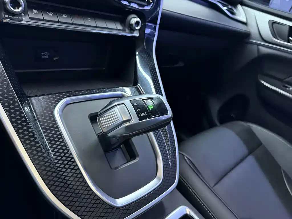 Haval M6 — миниатюра 15