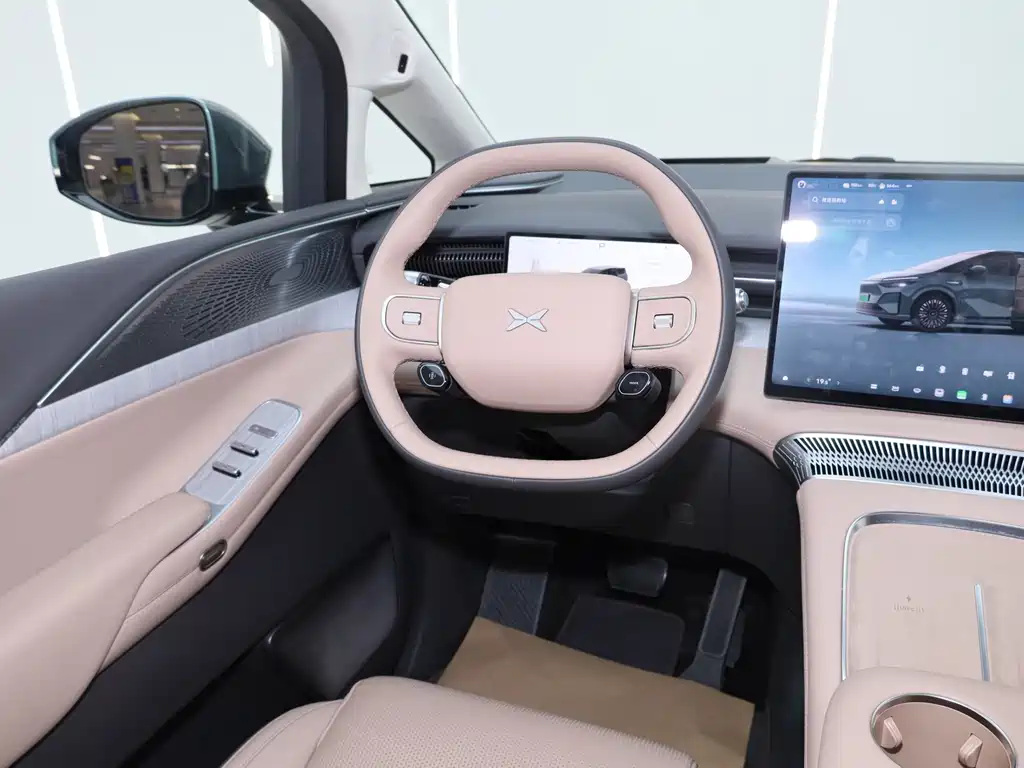 XPeng X9 — миниатюра 13