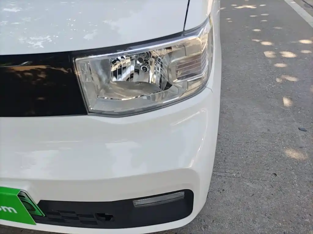 Wuling MINIEV — миниатюра 24