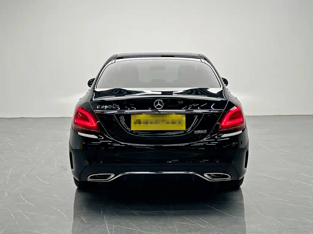 Mercedes-Benz C-Class — миниатюра 5