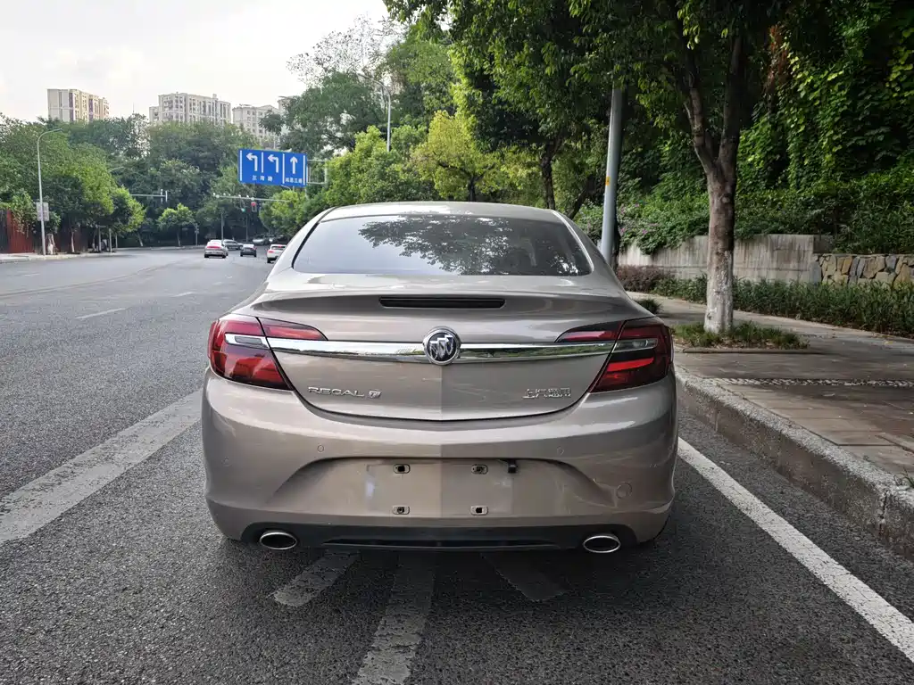 Buick Regal — миниатюра 5