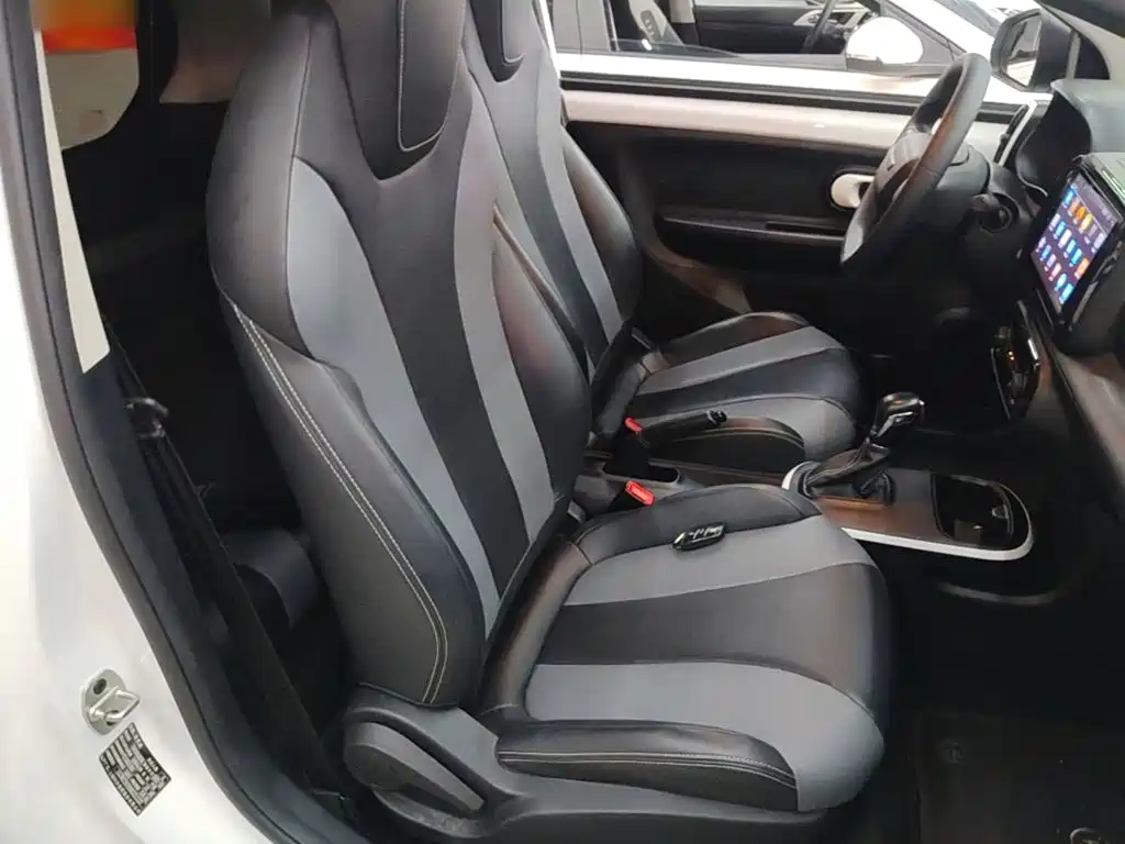Roewe Clever — миниатюра 25