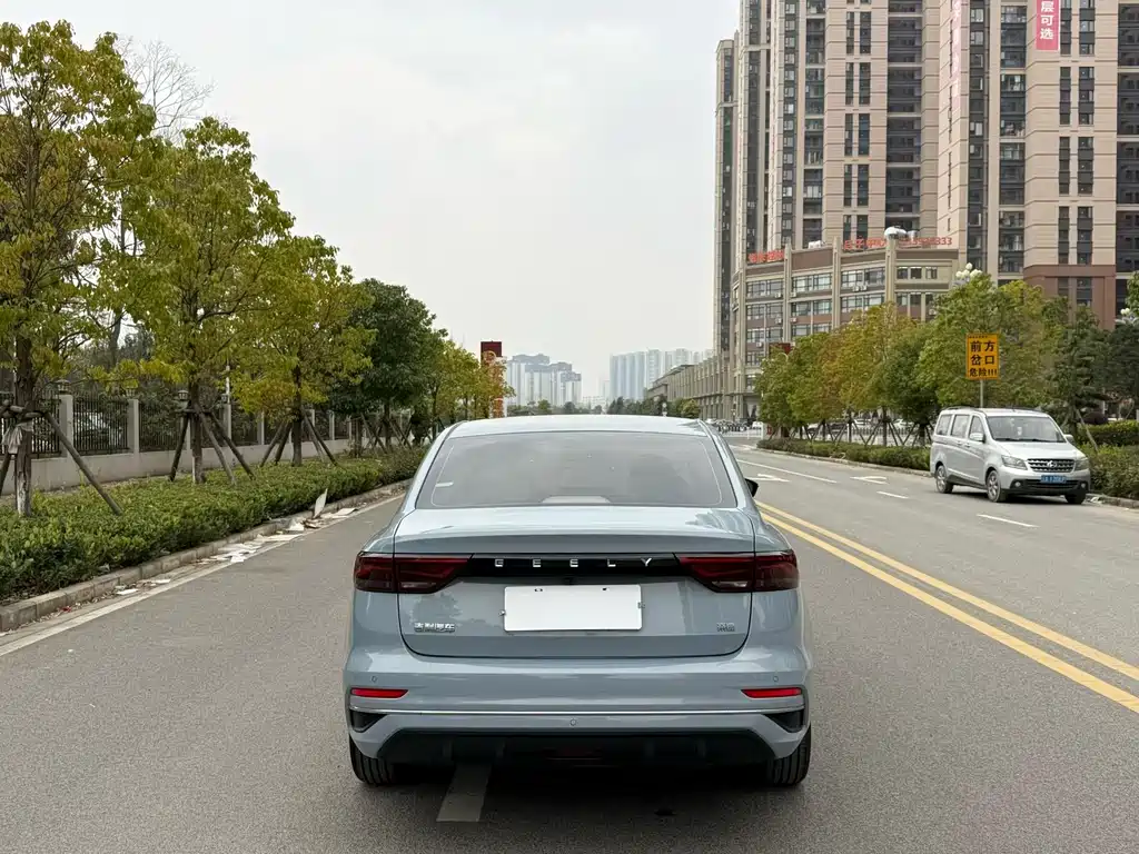 GEELY AUTOMOBILE EMGRAND